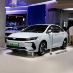 Geely Emgrand L Hip New Energy  Plug-in Hybrid Compact Sedan– In Stock in China - Image 2